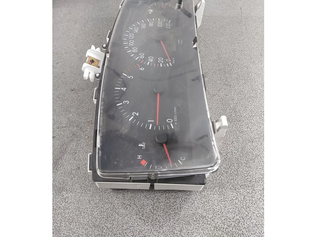 Přístrojová deska Toyota Corolla E110 2002 83800-02810, 83800-02810