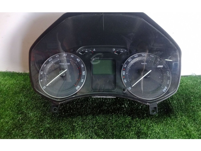 Панель приборов    Skoda Octavia Mk2 (1Z)       