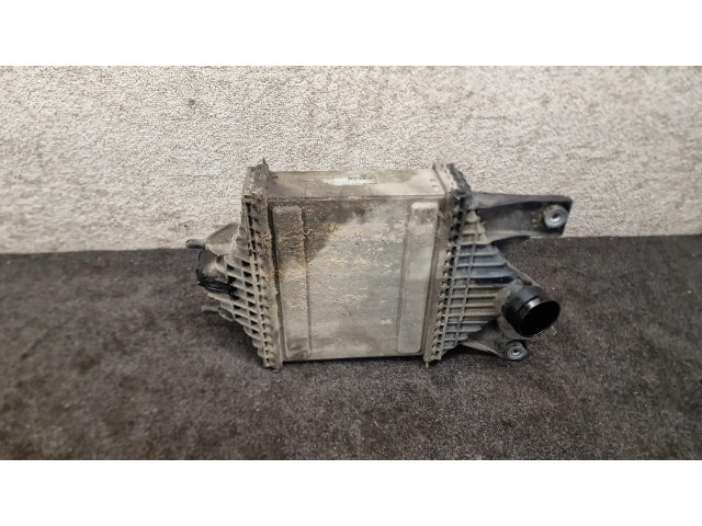 Интеркулер FPLA6K775AB Land Rover Discovery 5 2.0