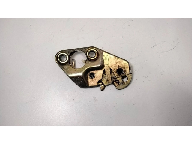 Замок багажника     BMW 3 E36 1991-2000 года