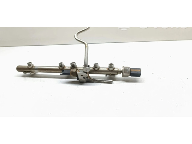 Vstřikovací lišta 7502474   BMW 3 E92 E93  pro benzínový motor 2.0 N43B20A 