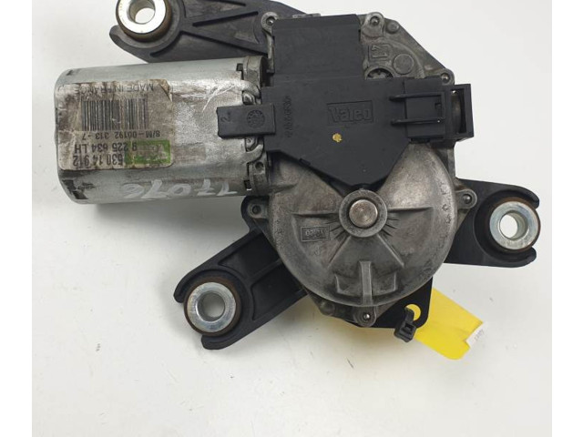 Моторчик заднего дворника 9225634    Opel Combo C