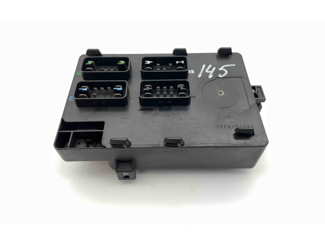 Блок предохранителей LJA2822BF Jaguar XK8 - XKR