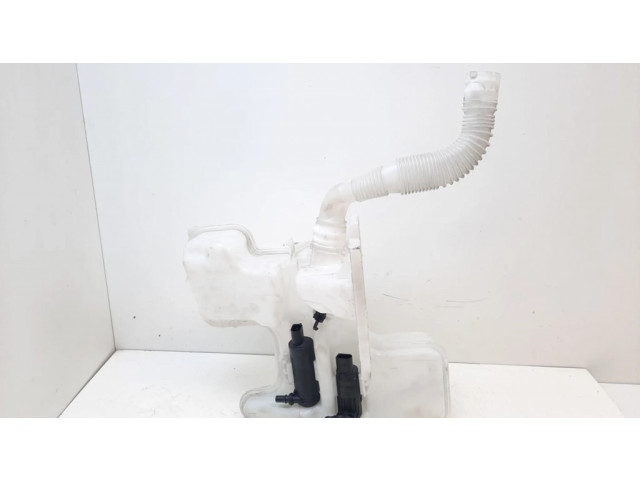 Бачок оконной жидкости