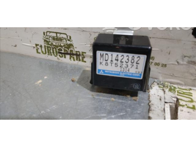 Блок предохранителей MD142382 Mitsubishi L200