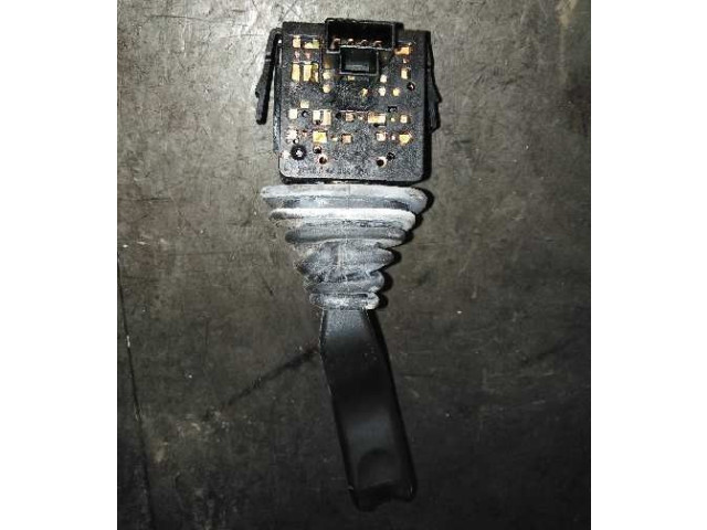 Ручка стеклоочистителей    Opel Meriva A