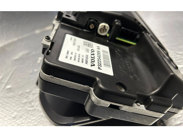 Панель приборов 32254289AA, 32254289   Volvo XC90       