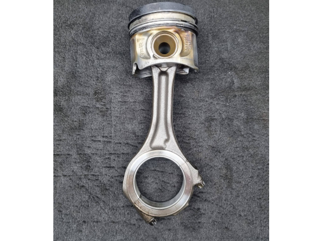 Píst 057107065CA, 057198401F   Audi Q7 4L     