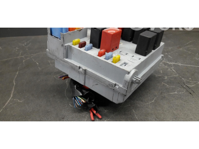 Pojistková skříňka 51804118 Fiat Croma 2011