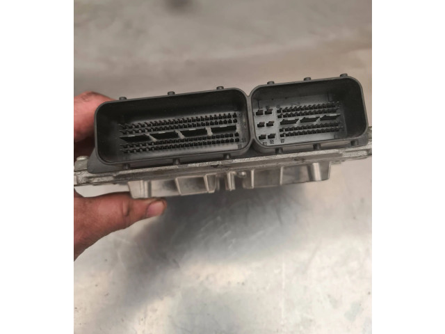 Блок управления двигателя 30729826A, 1039S10667   Volvo V70