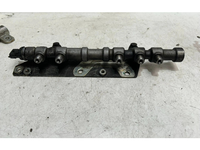 Zámek zadních dveří 55234437, 0445214217 Fiat 500L 2013