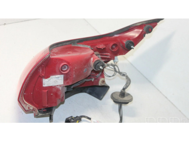 Задний фонарь правый     Citroen C6   