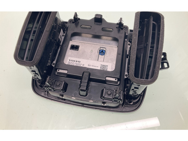 Дисплей    32247465AA, QFVE404A   Volvo XC40