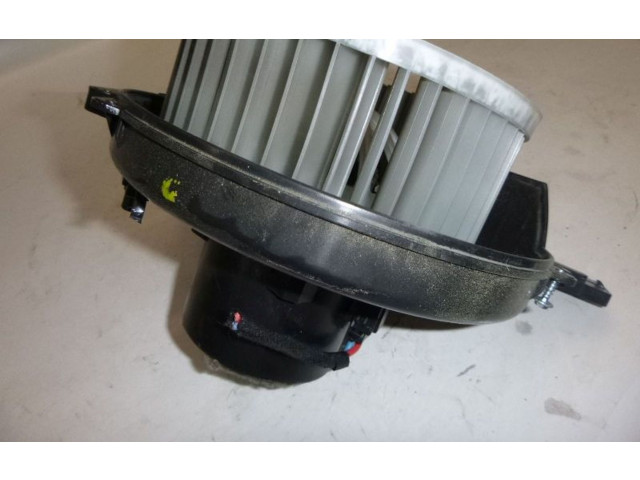 Вентилятор печки 6R1819015, 6R1819015 Skoda Fabia Mk2 (5J)