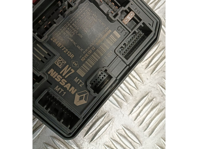 Pojistková skříňka Řídící jednotka BSM 284B77213R Renault Captur II 2021