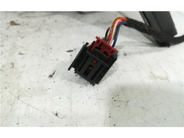 Зеркало электрическое Skoda Yeti (5L) 2009 - 2017 года