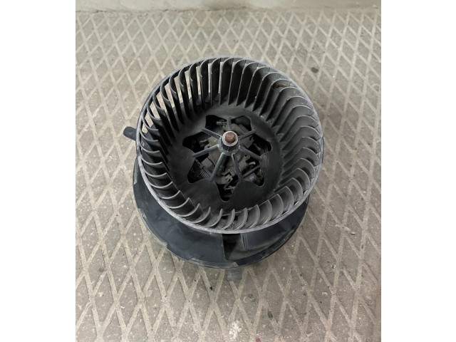 Вентилятор печки 1K1819015A, 33907963F Skoda Octavia Mk2 (1Z)