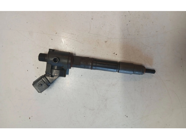 Форсунка VEA132370010    Volvo V60   