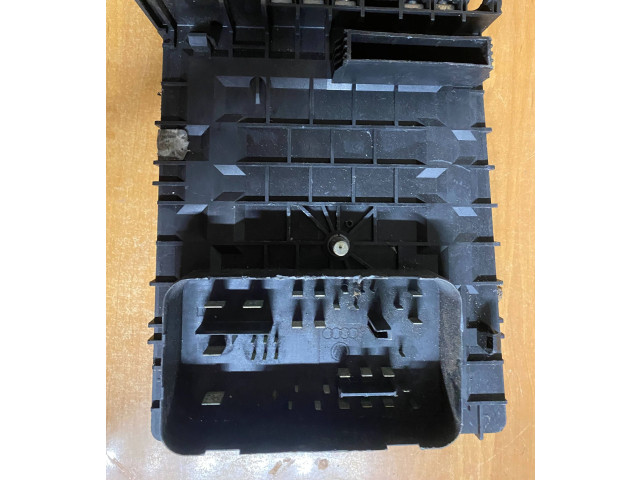 Блок предохранителей 17181301, 1K0937125A Audi A3 S3 8P