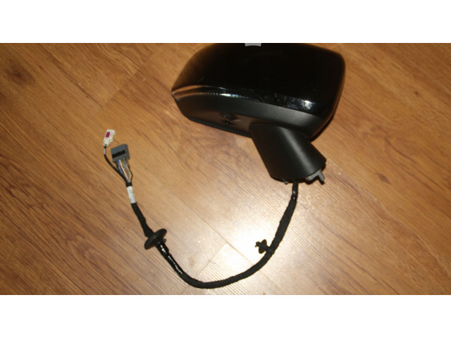 Зеркало электрическое Volvo XC40 - года