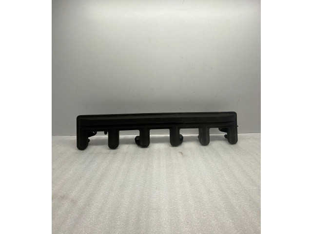 Vstřikovací lišta 1440318 BMW 7 E38 M52tub28