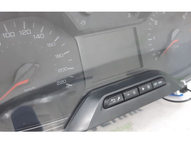 Панель приборов Peugeot Partner III