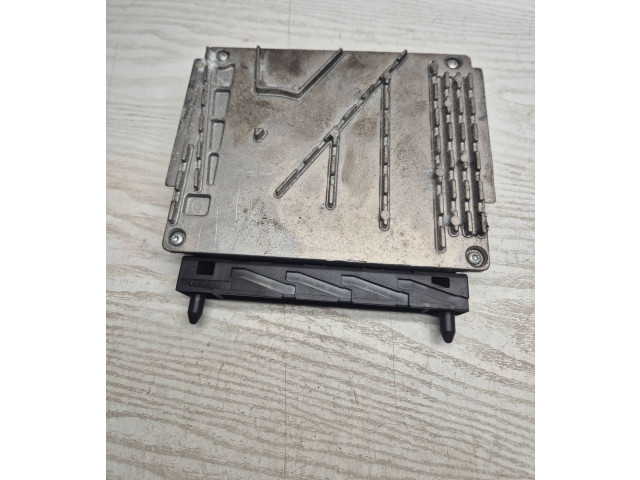 Блок управления двигателя 30637733A, 1039S00000 Volvo V70