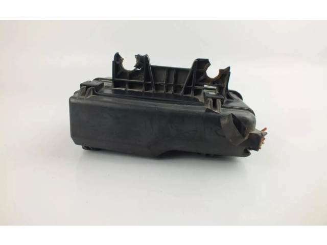 Блок предохранителей 8386P1 Toyota Corolla Verso AR10