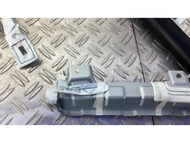 Боковая подушка безопасности Lexus CT 200H