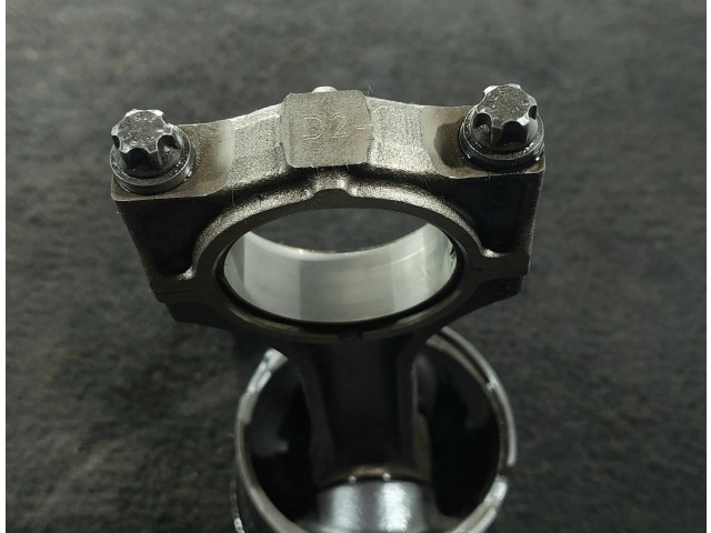 Píst BMW X5 E53 pro naftový motor 3.0