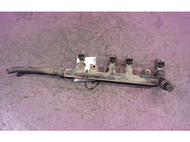 Vstřikovací lišta 3219018301, 3219018301 Fiat Punto (188) 188A4000