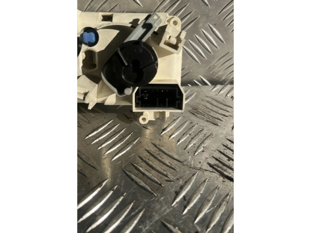 Блок управления двигателем ECU