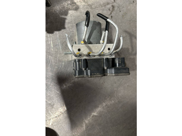 Блок АБС 476601675R   Renault  Clio V  2019 -  года