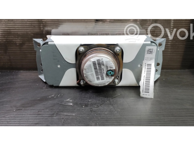 Подушка безопасности пассажира 8T0880204J   Audi Q5 SQ5