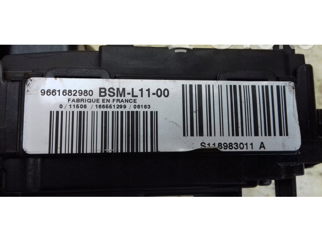 Блок предохранителей 9661682980 Citroen C4 I