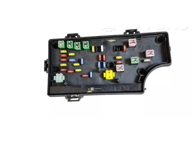 Pojistková skříňka P04692168AJ Dodge Avenger 2012