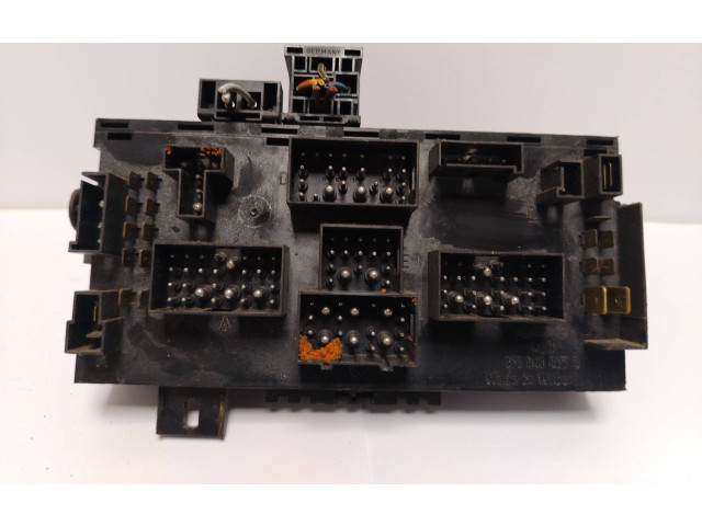 Блок предохранителей 171941813D Volkswagen Golf II