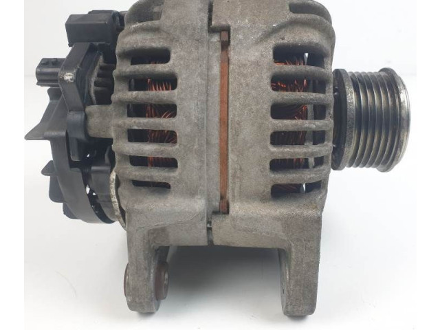 Генератор 8200660033 Renault Clio III