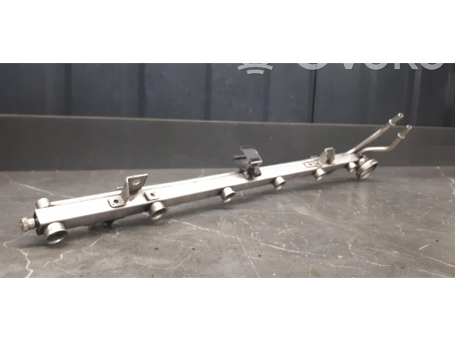 Vstřikovací lišta BMW 5 E39