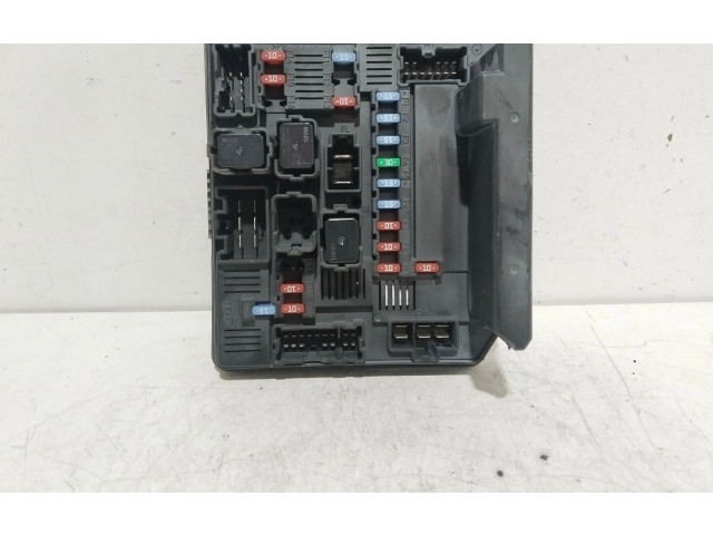 Pojistková skříňka Řídící jednotka BSM 284B7BB00C Nissan Qashqai 2012