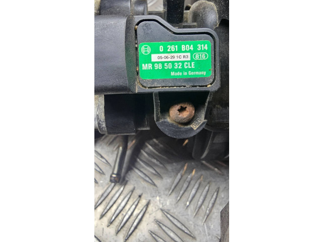 Дроссельная заслонка MN149258, MN143824 Mitsubishi Colt