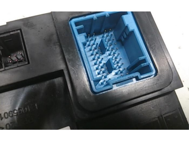 Другие блоки управления / модули 9811039380   Citroen C4 Cactus