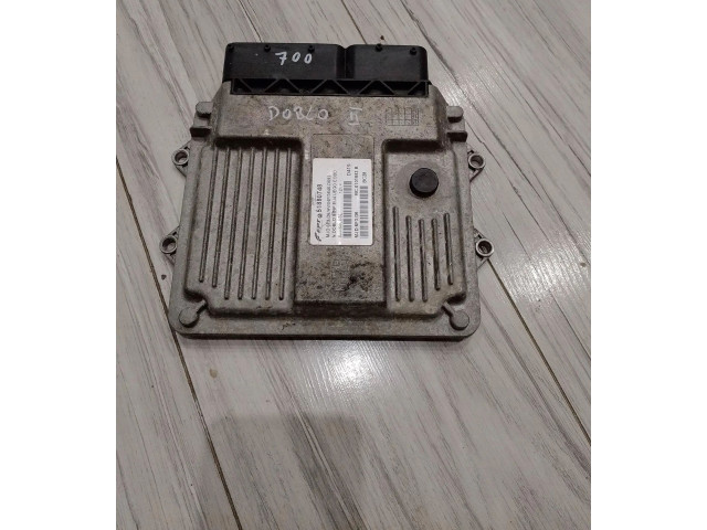 Блок управления двигателем Блок управления 735498657 Opel Combo D