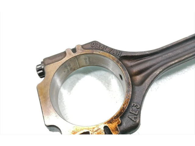 Шатун      Audi A3 S3 8P  