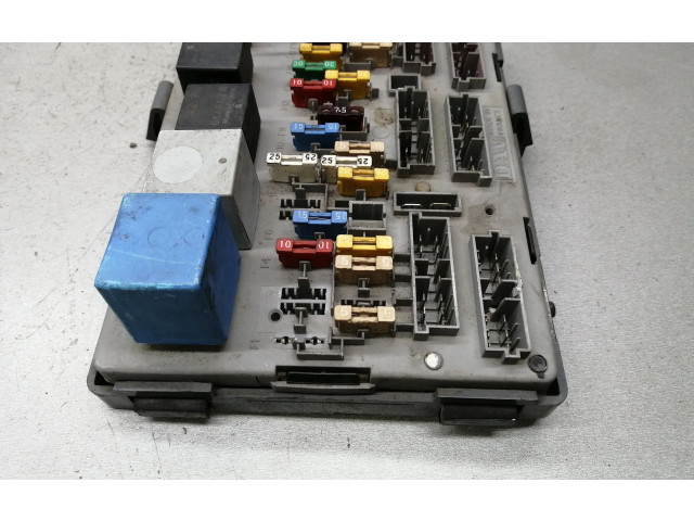   Pojistková skříňka    Renault Espace II 1993