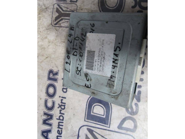 Блок управления 8638A053, 197M1T33 Mitsubishi L200