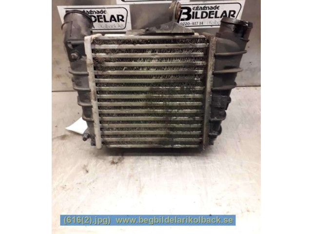 Радиатор интеркулера Skoda Fabia Mk2 (5J)