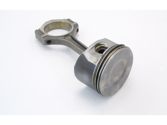 Píst 425P   Ford Mustang IV     