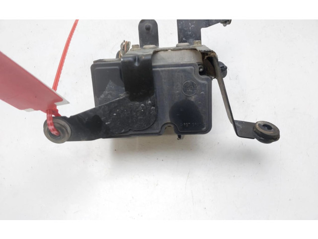 Блок АБС 4S612M110CC   Ford  Fiesta  2000 - 2001 года