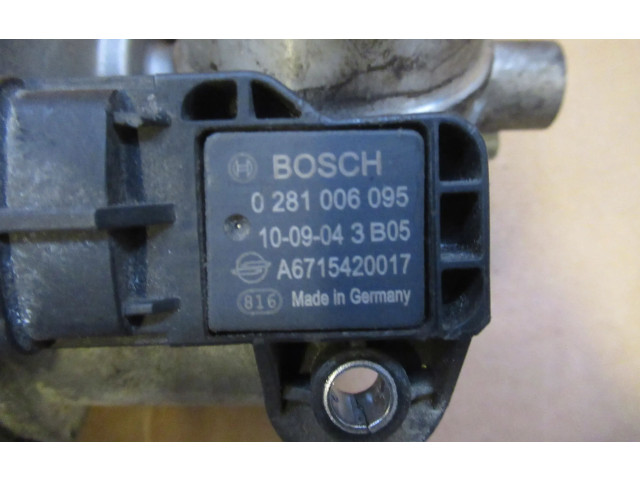 Дроссельная заслонка A6711410125 SsangYong Korando